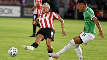 Neves y Alaniz en acción. Neves y Alaniz en acción.