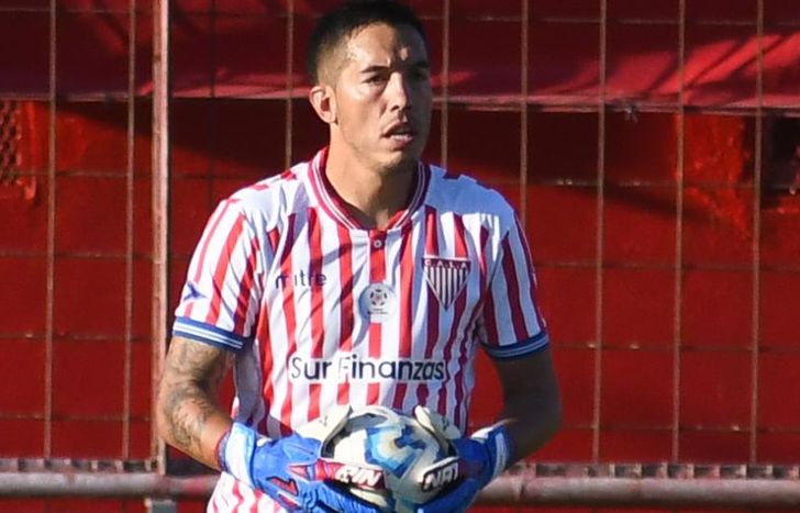 Monllor se lesionó en el partido ante Tristán Suárez.