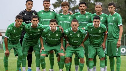 La Reserva de Banfield igualó 1-1 ante Newells, por el Torneo Proyección. La Reserva de Banfield igualó 1-1 ante Newells, por el Torneo Proyección.