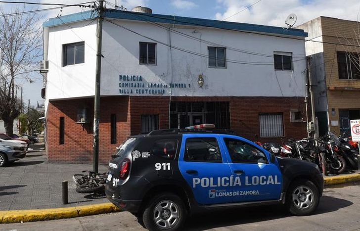 El hijo de la víctima fue trasladado a la Comisaría 7ma de Villa Centenario.