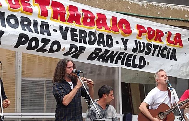 Arbolito se presentó ayer en el exPozo de Banfield.