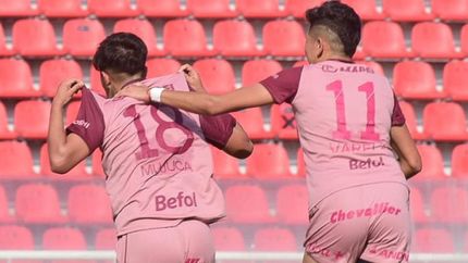 Lanús logró un gran triunfo en Avellaneda y sigue creciendo. Lanús logró un gran triunfo en Avellaneda y sigue creciendo.
