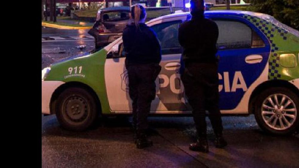 el cuerpo estaba tirado en la calle.