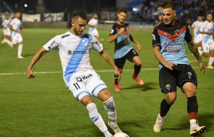 Ariel Kippes festejó volver a sumar de a tres en el Arandilla.