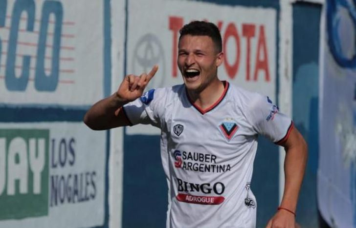 Bruera anotó 16 goles en la última temporada.