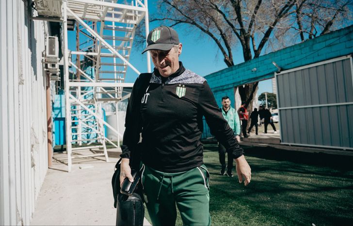 Pedro Troglio analizó la derrota de Banfield.