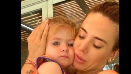 madre e hija continúan aisladas como indica el protocolo.