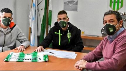 cabrera puso la firma en banfield