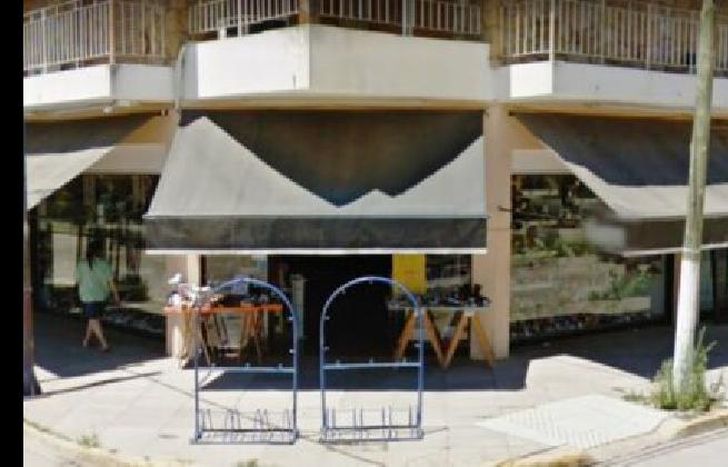 los comerciantes arrancaron hoy con la extensión de horarios.