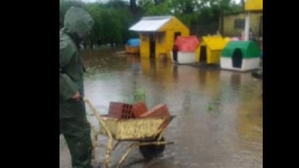 Aún no bajó el agua.