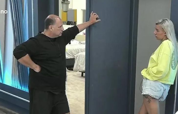 La Tora le dio un sabio consejo a Ariel en su guerra contra Alfa en Gran Hermano.