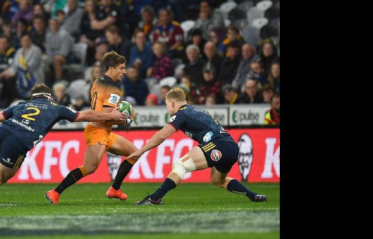 Jaguares jugó de arranque con muchos suplentes.