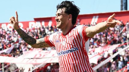 Asenjo es el goleador del Milrayitas en la Primera Nacional.