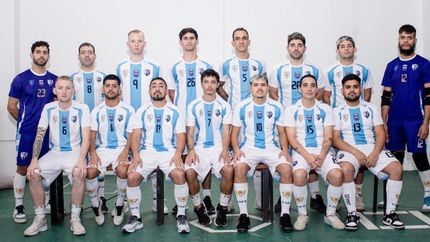 El plantel completo, con la ilusión intacta de cara al Mundial.