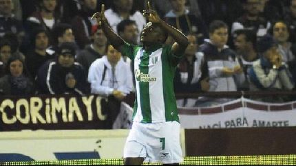 banfield, tras los pasos del colombiano cuero