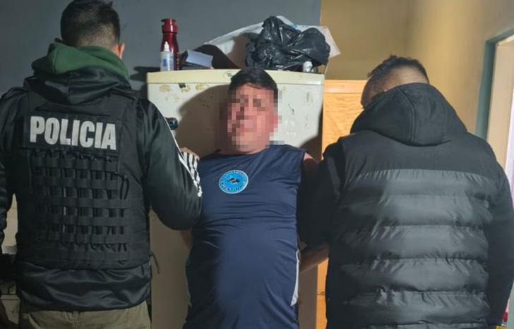 El acusado quedó detenido por el crimen.