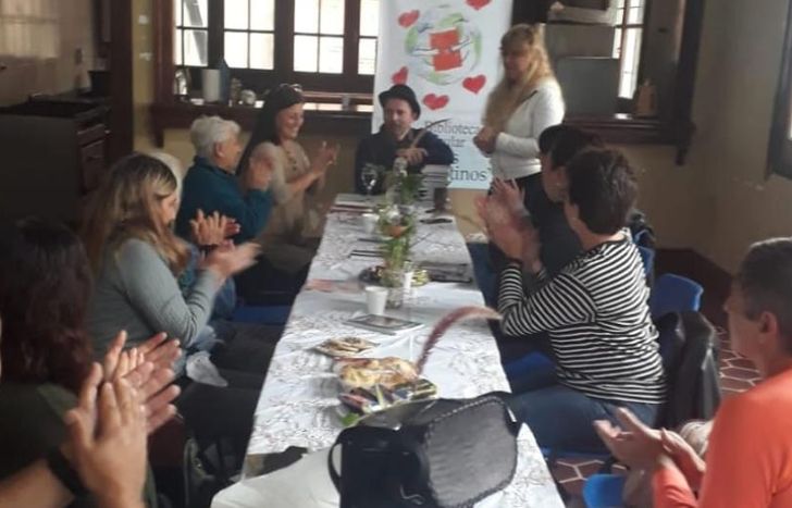 El mate literario es gratuito y se dicta el primer martes de cada mes a las 15.