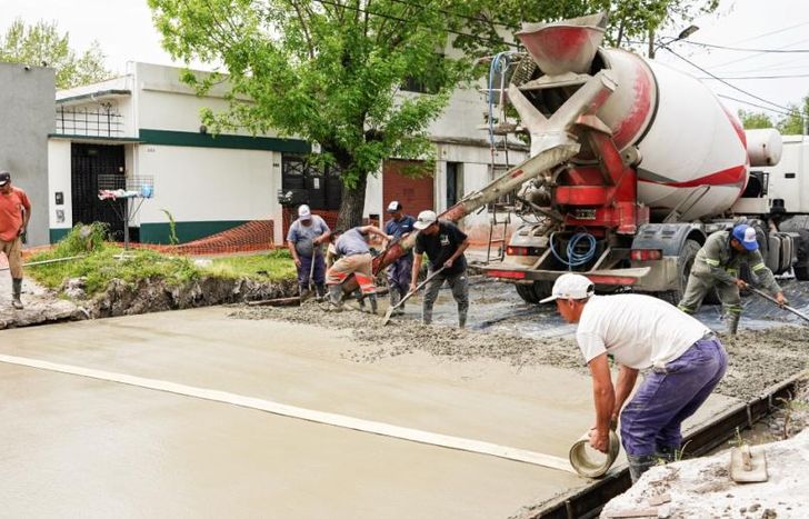 En los últimos días hubo diferentes arreglos de calles con hormigón.