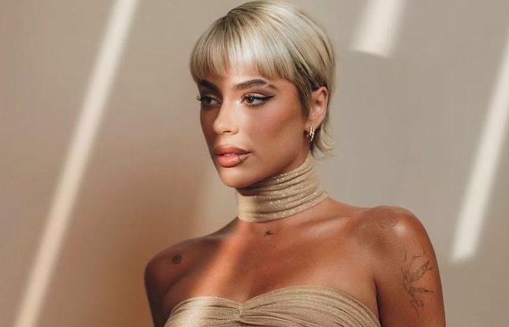 Tini, con una buena acción.