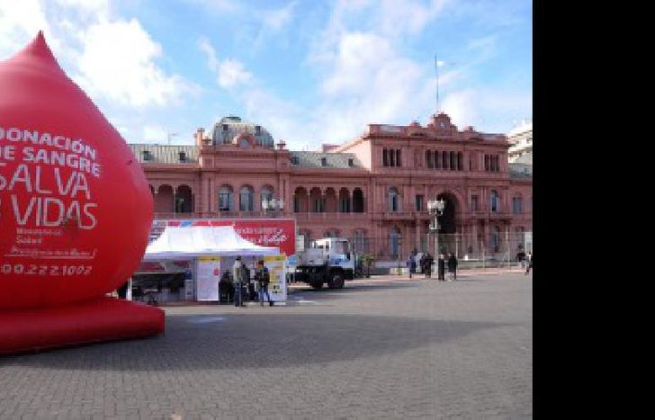 Se realizó la primera jornada de donación voluntaria de sangre en la Casa Rosada