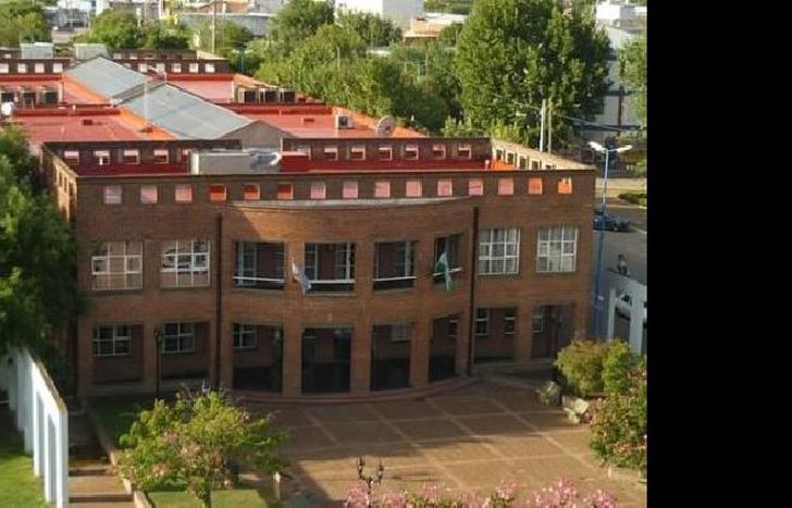 el municipio tuvo que hacer un comunicado para advertir la presencia de colaboradores falsos en todo el partido.
