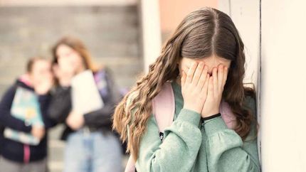 El bullying se da en las escuelas, pero también en las redes sociales.