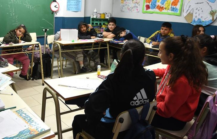 Para que los chicos puedan comenzar las clases con lo básico y fundamental.
