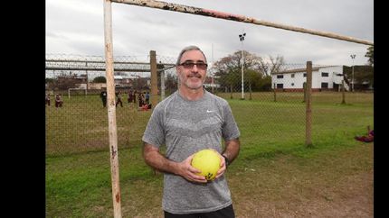 con 40 anos de trayectoria, mario parodi es un icono de la ensenanza