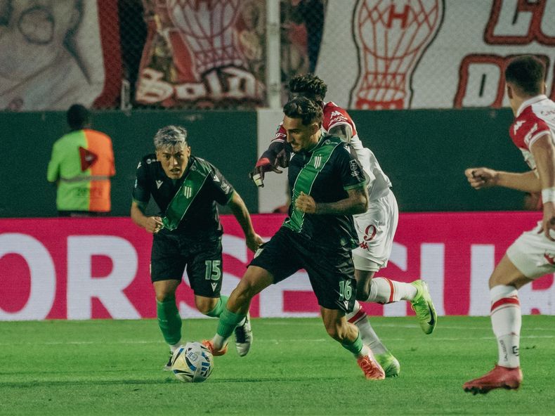 Mauro Méndez en acción. Mauro Méndez en acción.