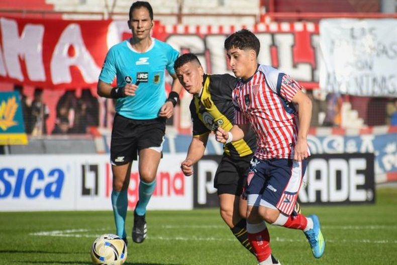 Alex Valdez Chamorro, crítico con el presente de Los Andes.