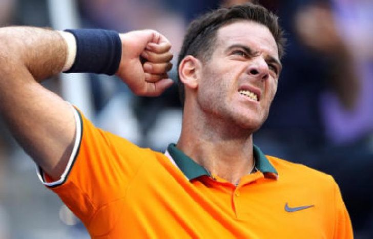 Juan Martín del Potro enfrenta a John Isner por un lugar en semifinales.