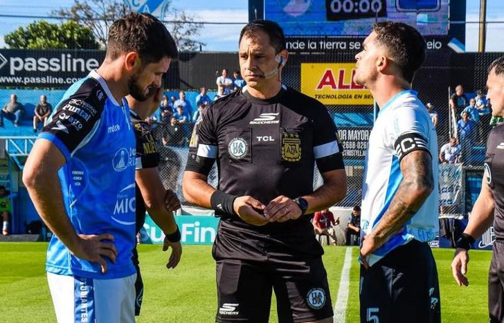 Sorteo de capitanes en el Beranger.