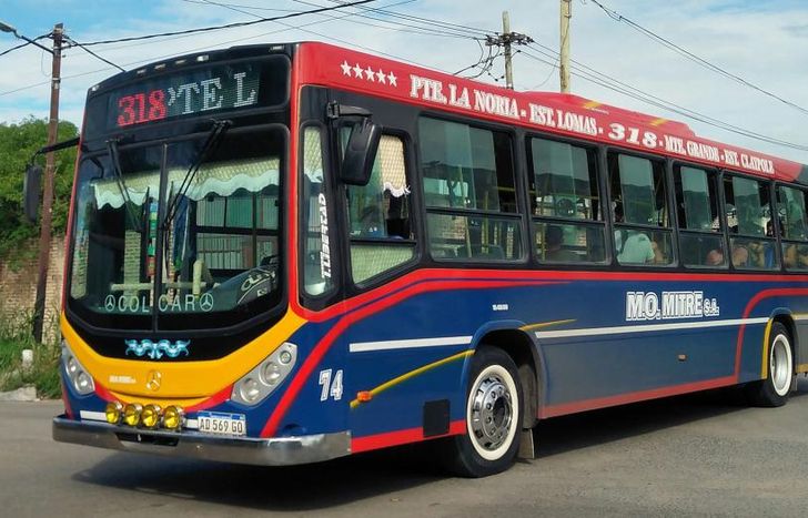 El robo ocurrió a bordo de un colectivo de la línea 318.