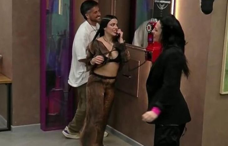 Gabriela atendió el teléfono rojo en Gran Hermano.