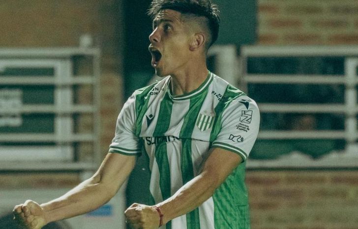 Bruno Sepúlveda fue clave en la victoria de Banfield en el Clásico del Sur.