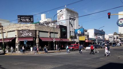 Fue en el centro comercial de Banfield. Fue en el centro comercial de Banfield.