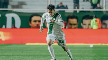 López García encabeza un ataque de Banfield.