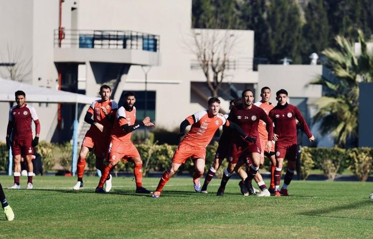 El Granate enfrentó a Barracas Central en el predio de la AFA en Ezeiza.