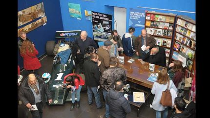 presentación del libro “Una vida, una pasión: Orlando ‘Toto’ Sotro”, de Julio Romero.