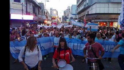 marcha de antorchas en lomas