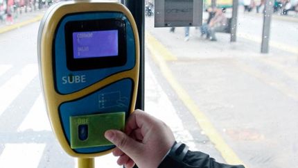 Sigue la medida de fuerza.