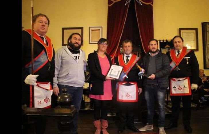 agradecidos por el reconocimiento.