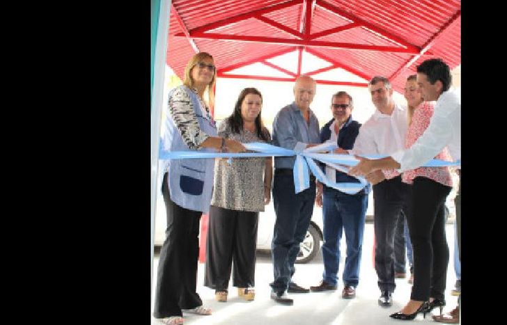 ABAJO- LANUS Pulgarcito Con logo (1)