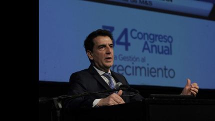 “Quien gane las elecciones, va a tener que juntarse en enero con el Fondo”