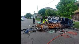 Se produjo la colisión frontal de dos vehículos.