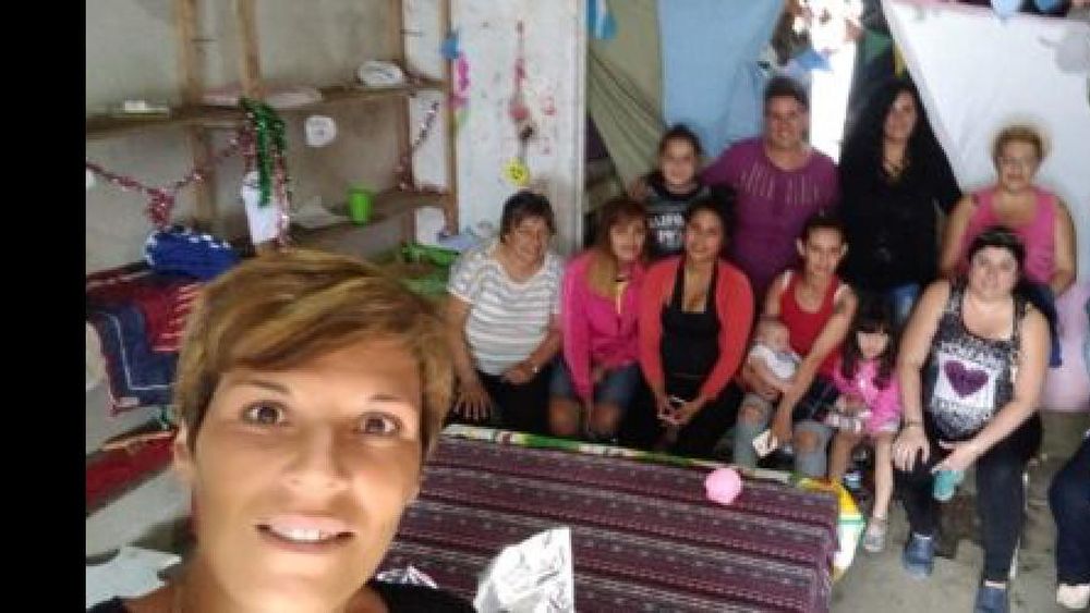 la primera de las charlas se realizó en una institución social de Fiorito.