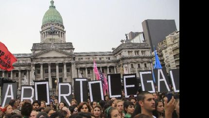 piden que haya una division del estado y la iglesia