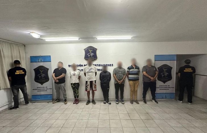 Hubo 10 detenidos en total, en varios allanamientos simultáneos.