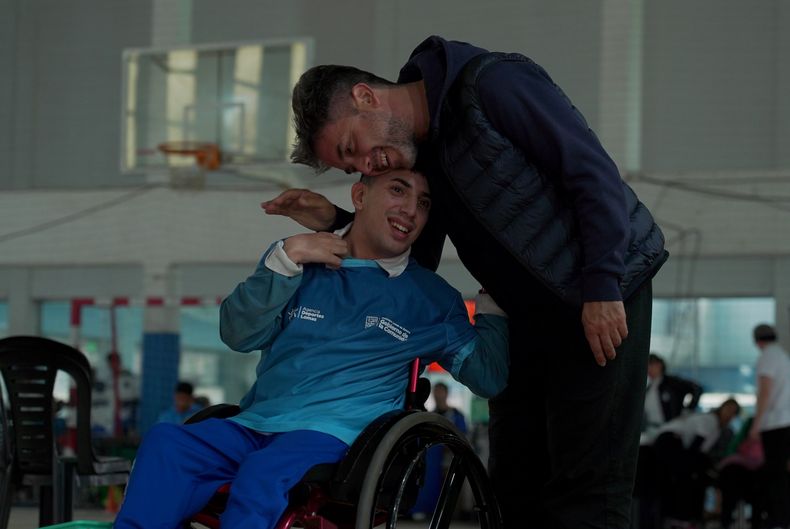 Lomas sobresalió en distintas disciplinas, tanto en deportes convencionales y adaptados.
