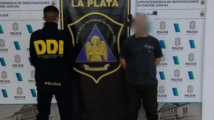 El estafador detenido.